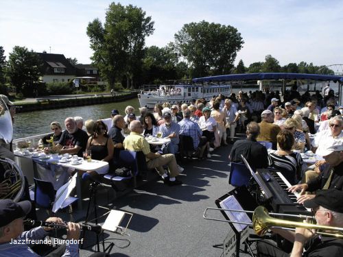 Riverboat Shuffle auf dem Kanal